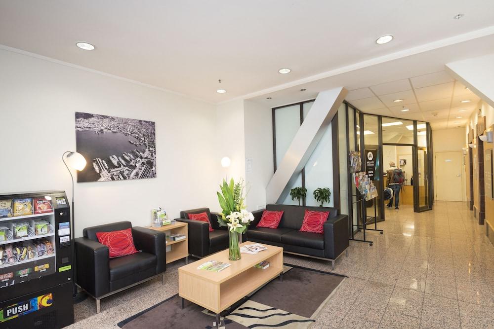 Quest On Johnston Serviced Apartments Wellington Exterior photo