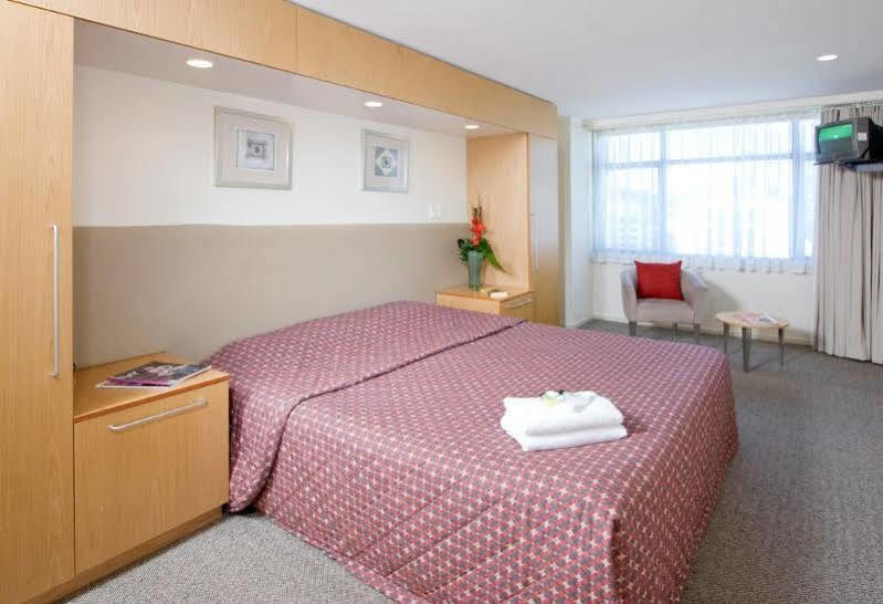 Quest On Johnston Serviced Apartments Wellington Exterior photo